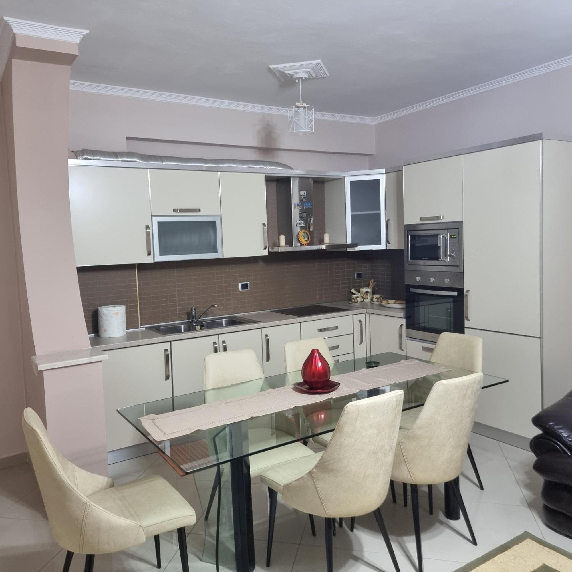 Alex Apartment Vlorë Εξωτερικό φωτογραφία